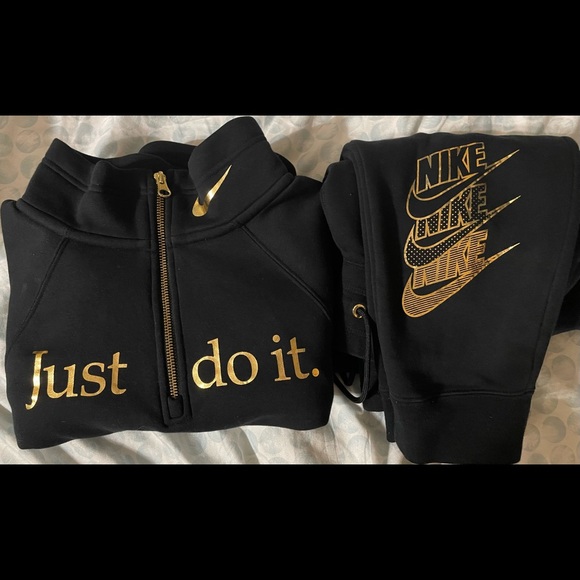 Black and gold Nike Sweatsuit - Picture 3 of 3